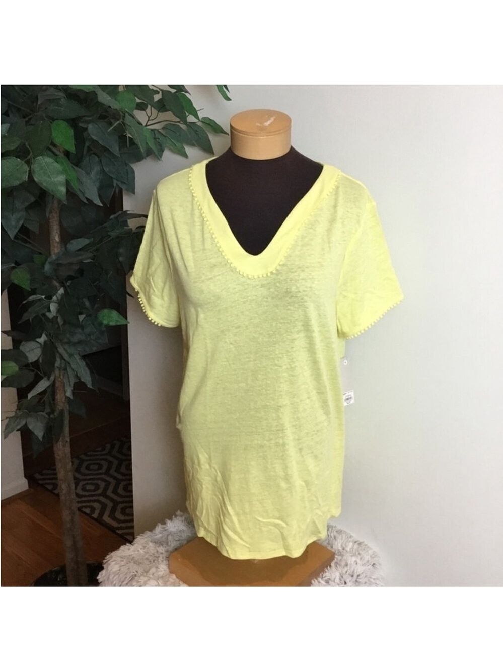 Croft & Barrow bobble trimmed short sleeve tee Womans size XL yellow - Picture 1 of 12